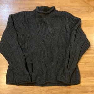 111 State wool cable knit sweater with curled semi turtleneck